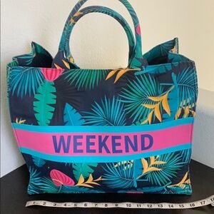 NWOT No Boundaries Tropical Leaf Travel Bag - Black, Pink, Green